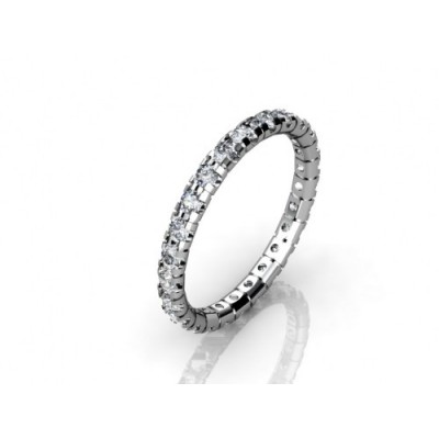 Обручальное кольцо полностью в бриллиантах