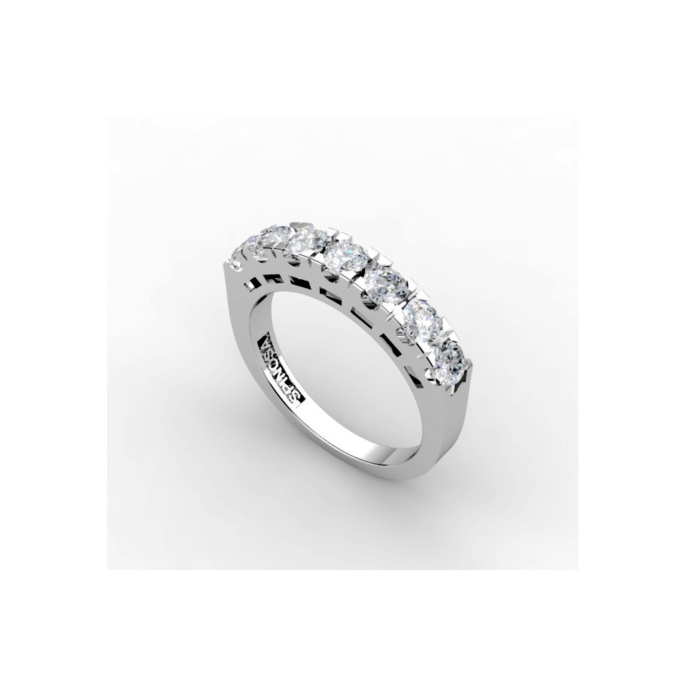 18K gold wedding ring with diamonds