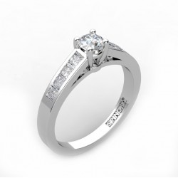 18k solitaire white gold engagement ring with a brilliant cut central diamond princess cut diamonds on the both sides