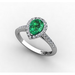 Pear cut Emerald ring