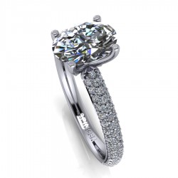 Oval cut Diamond Ring with pave setting
