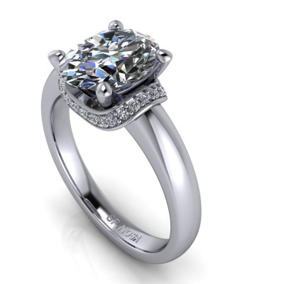 Diamond Oval cut Ring with Brilliants
