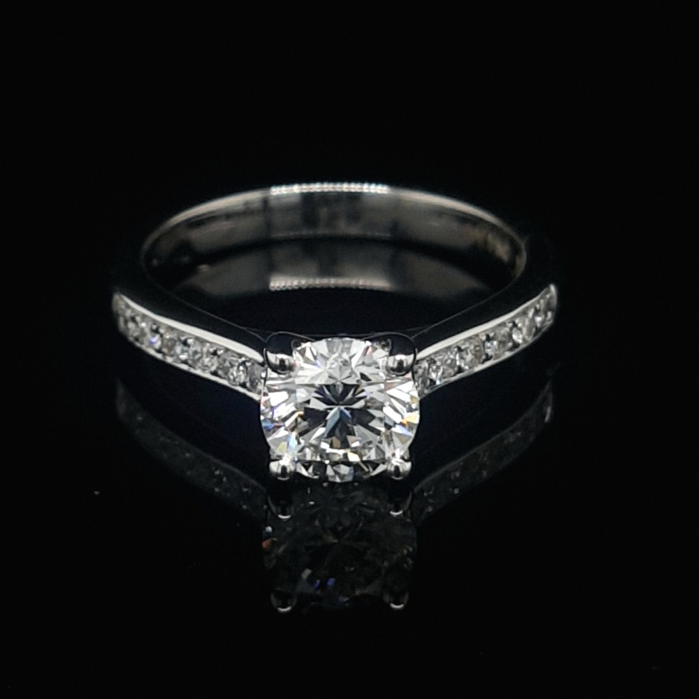1,01 CT. DIAMOND ENGAGEMENT RING WITH ACCENTS