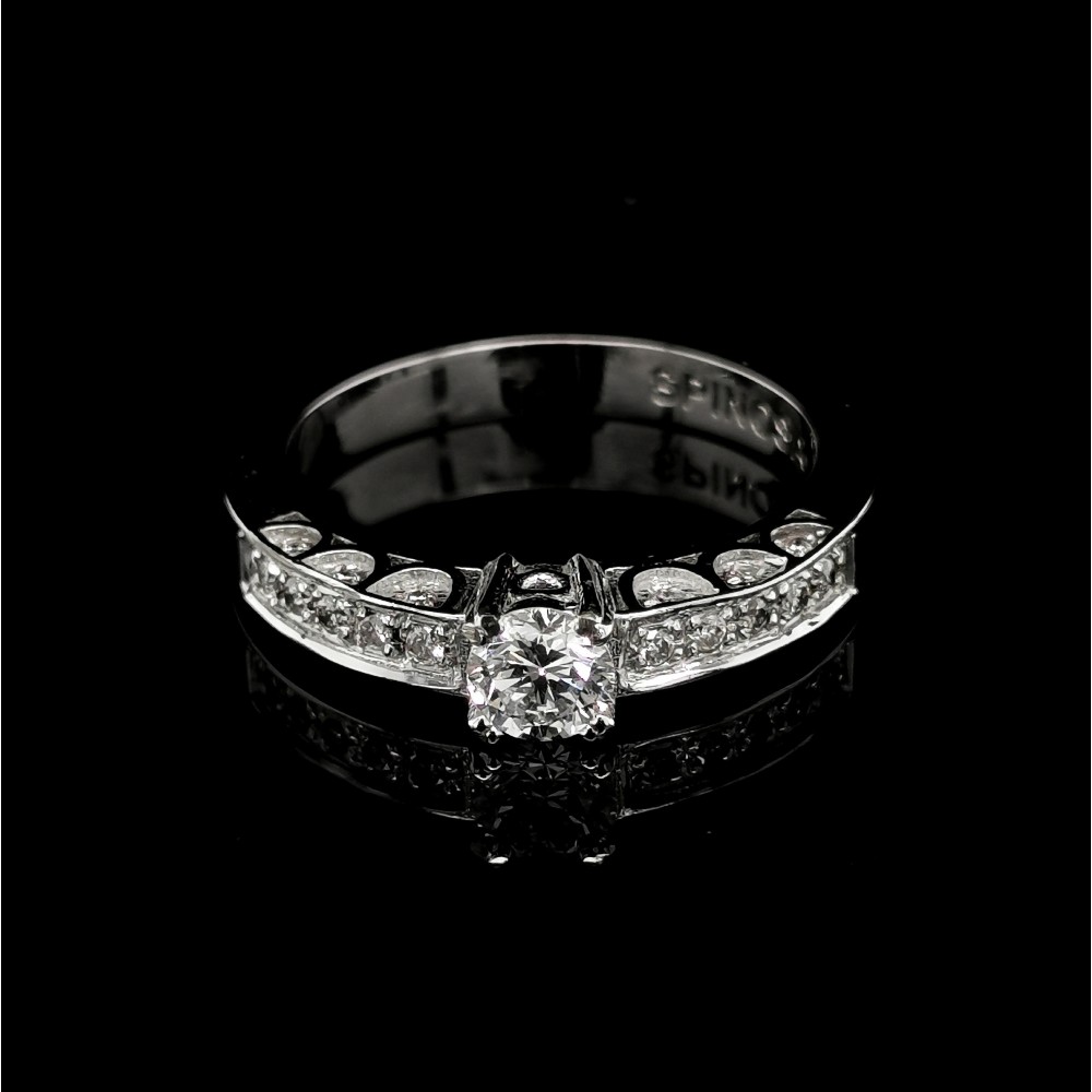 ENGAGEMENT RING WITH 0.30 CT. CENTRAL DIAMOND