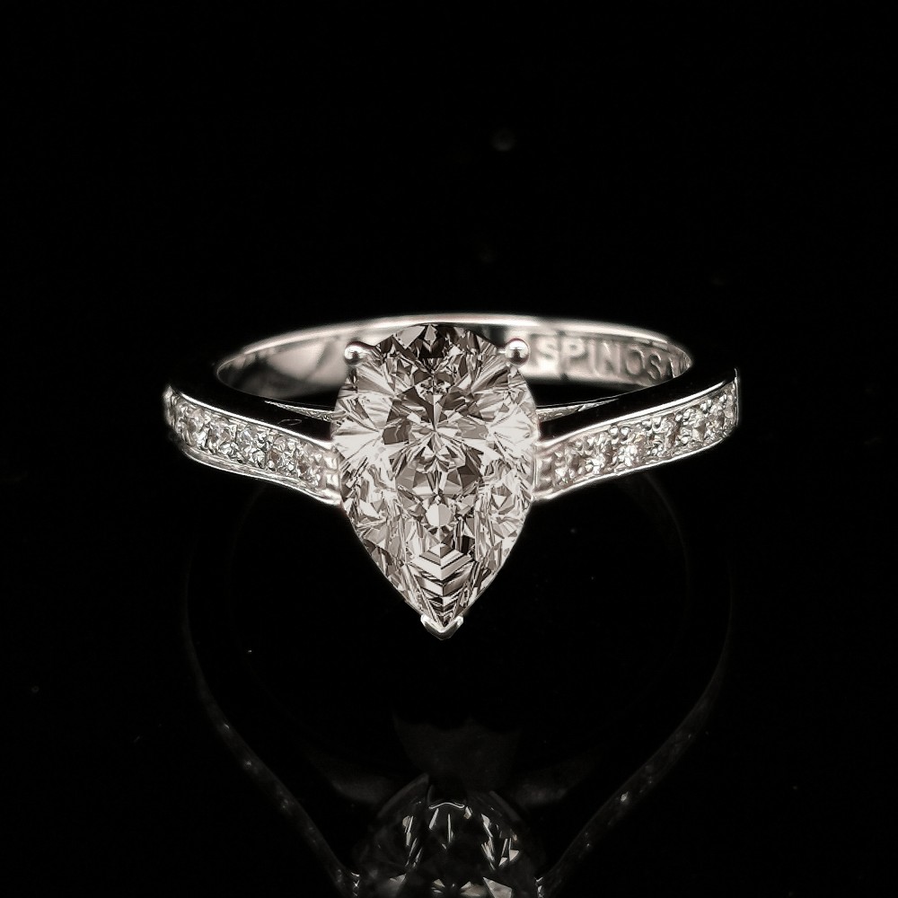 ENGAGEMENT RING WITH 1.53 CT. COLORLESS PEAR CUT DIAMOND