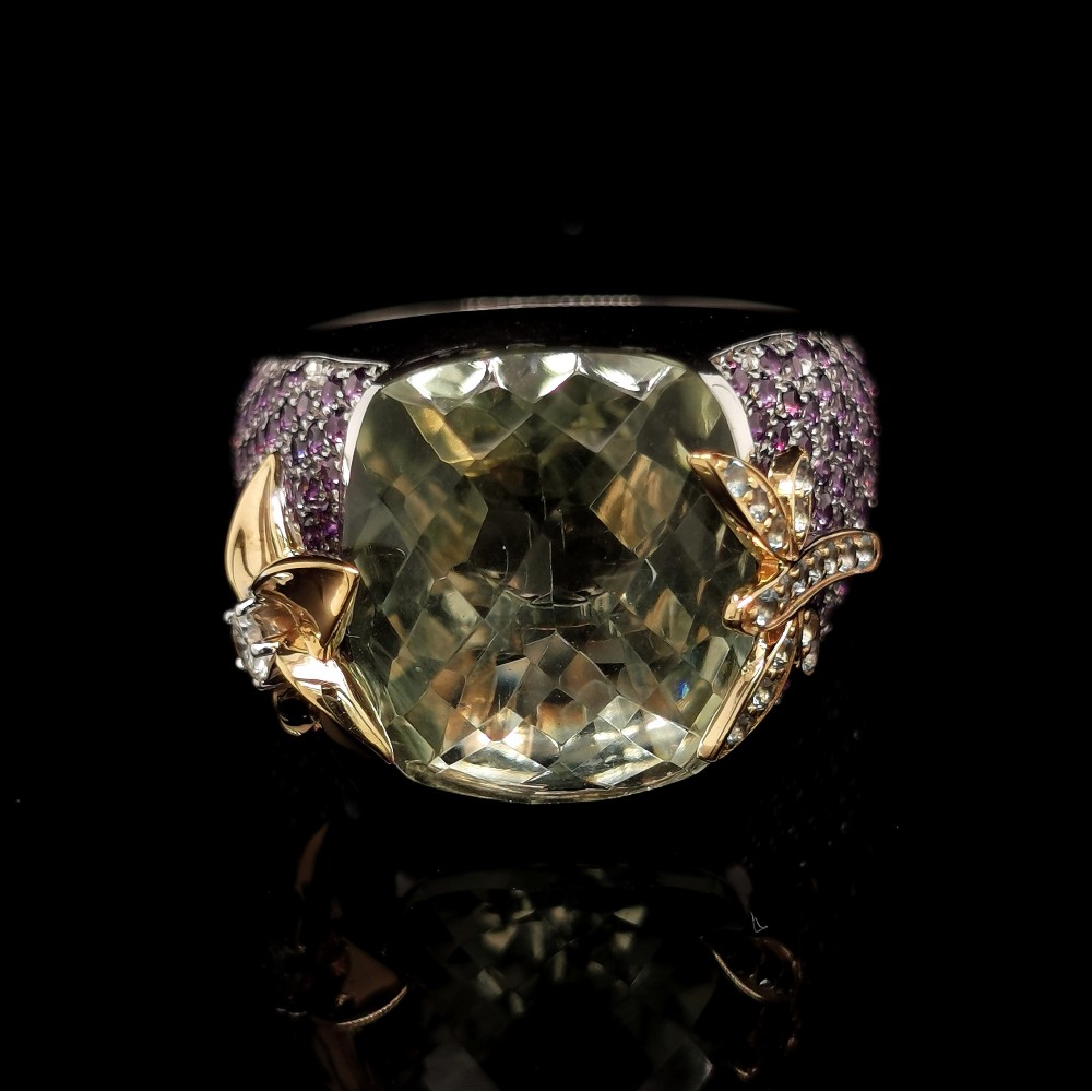 COCKTAIL RING WITH GREEN AMETHYSTE AND DIAMOND