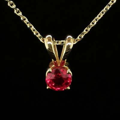 YELLOW GOLD PENDANT WITH RUBY