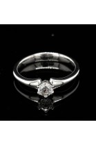 WHITE GOLD ENGAGEMENT RING WITH 0.28 CT. CENTRAL DIAMOND