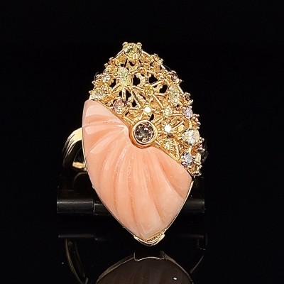 PINK CORAL RING WITH DIAMONDS