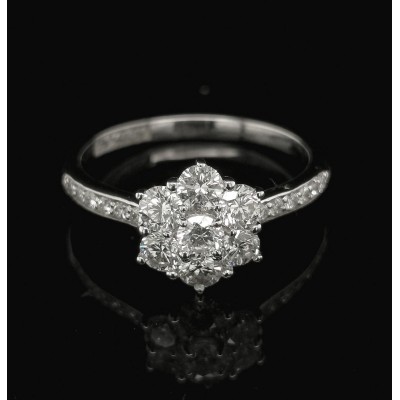 ROSETTA RING WITH CENTRAL DIAMONDS AND ACCENTS